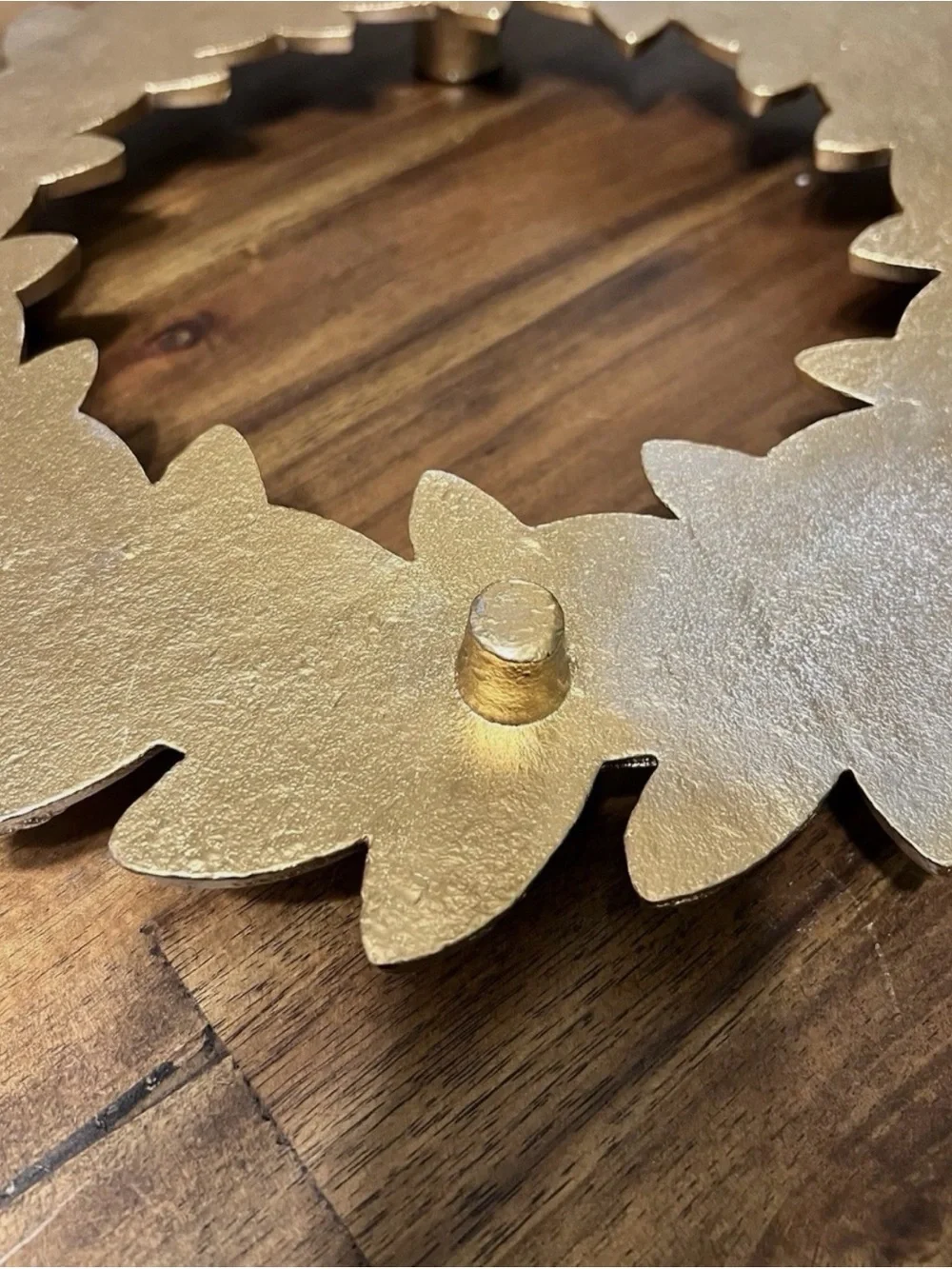 Metal Leaf Wreath Candle Holder - Home Holiday Decor